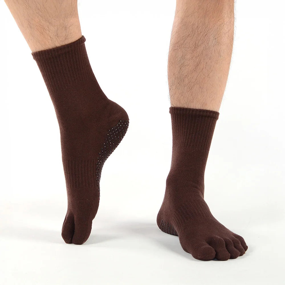 Men's Crew Toe Socks with Full-Sole Grip – Pilates, Yoga, and Gym Socks